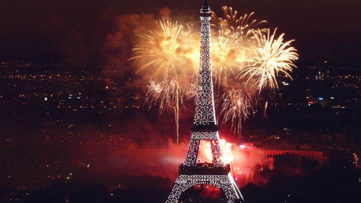 Fireworks At Eiffel Tower Night Scene